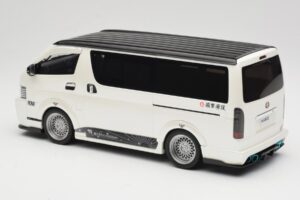 Toyota Hiace Super GL Pearl White Otto 1:18 OT1136 Sveķi — attēls 5 no 6