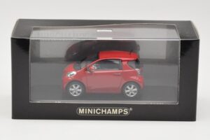 Toyota iQ Sarkans Minichamps 1:43 400166800 Metāls — attēls 4 no 4