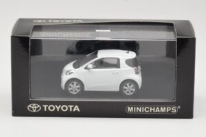 Toyota iQ Balts Minichamps 1:43 TOYOTA009 Metāls — attēls 4 no 4