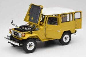 Toyota Land Cruiser FJ40 Sinepju Dzeltens Kyosho 1:18 08971Y Metāls — attēls 2 no 8
