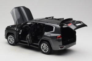 Toyota Land Cruiser LC300 ZX Pelēks LCD 1:18 LCD18013-ZX-GR Metāls — attēls 5 no 8