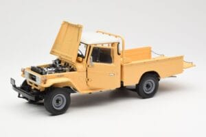 Toyota Land Cruiser Pickup Bēšs Kyosho 1:18 08958BE Metāls — attēls 2 no 8