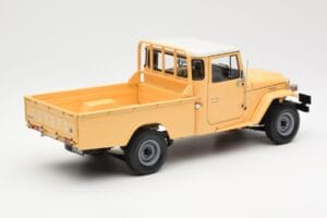 Toyota Land Cruiser Pickup Bēšs Kyosho 1:18 08958BE Metāls — attēls 3 no 8