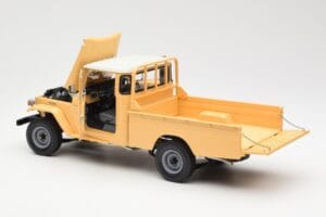 Toyota Land Cruiser Pickup Bēšs Kyosho 1:18 08958BE Metāls — attēls 5 no 8