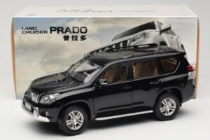 Toyota Land Cruiser Prado J150 Melns Paudi Model 1:18 623132-BK Metāls — attēls 8 no 8