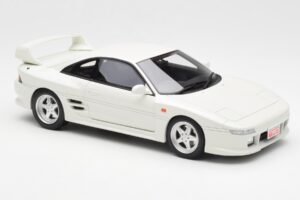 Toyota MR2 W20 TRD 2000GT Super Balts Otto 1:18 OT749 Sveķi — attēls 4 no 6