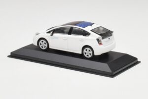 Toyota Prius XW30 Super Balts Minichamps 1:43 PRIUS001 Metāls — attēls 3 no 4