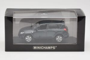 Toyota RAV4 XA20 Zaļš Minichamps 1:43 TOYOTA008 Metāls — attēls 4 no 4