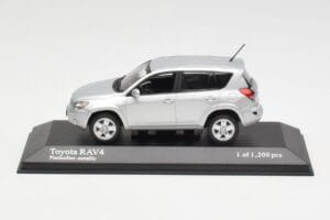 Toyota RAV4 XA30 Sudrabs Minichamps 1:43 400166570 Metāls