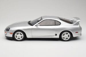 Toyota Supra A80 Sudrabs Kyosho 1:12 KSR12006S Sveķi — attēls 3 no 6