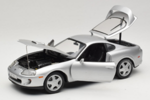 Toyota Supra A80 Sudrabs Kyosho 1:18 8847 Metāls — attēls 2 no 8
