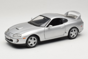 Toyota Supra A80 Sudrabs Kyosho 1:18 8847 Metāls