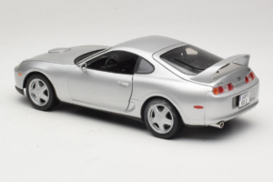 Toyota Supra A80 Sudrabs Kyosho 1:18 8847 Metāls — attēls 7 no 8