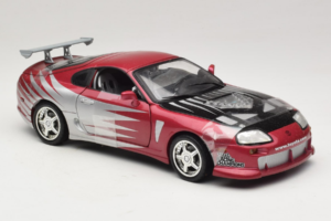Toyota Supra A80 Fast & Furious Violets Sudrabs ERTL 1:18 33708 Metāls — attēls 4 no 6