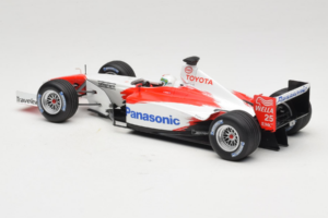 Toyota TF102 #25 A. McNish Panasonic Toyota Racing Showcar 2002 Minichamps 1:18 103020075 Metāls — attēls 5 no 6