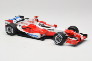 Toyota TF105 #16 J. Trulli Panasonic Toyota Racing 2005 Minichamps 1:18 100050016 Metāls — attēls 4 no 7