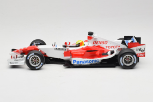 Toyota TF105 #17 R. Schumacher Panasonic Toyota Racing 2005 Minichamps 1:18 100050017 Metāls — attēls 3 no 7