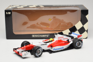 Toyota TF105 #17 R. Schumacher Panasonic Toyota Racing Showcar 2005 Minichamps 1:18 100050087 Metāls — attēls 7 no 7
