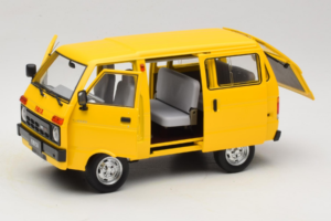 Toyota TJ110 Tianjin Huali Dzeltens OEM 1:18 TOYOTA014 Metāls — attēls 2 no 8