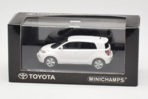 Toyota Urban Cruiser Balts Minichamps 1:43 400166960 Metāls — attēls 2 no 3