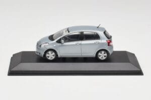 Toyota Yaris Mk2 Glacier Zils Minichamps 1:43 TOYOTA001 Metāls