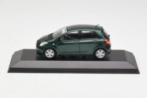Toyota Yaris XP10 Oxford Green Minichamps 1:43 400166501 Metāls