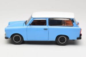 Trabant 601 Universālis Zils Sun Star 1:18 4272 Metāls — attēls 4 no 8