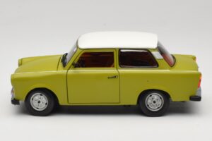 Trabant 601 Zaļš Sun Star 1:18 4289 Metāls — attēls 4 no 8