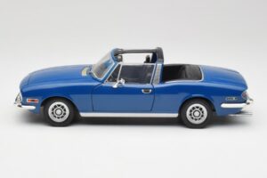 Triumph Stag Mk1 Sapphire Blue Revell 1:18 8815 Metāls — attēls 4 no 8