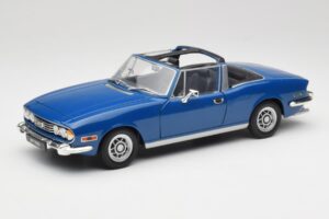 Triumph Stag Mk1 Sapphire Blue Revell 1:18 8815 Metāls