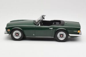 Triumph TR6 PI Tumšzaļš Minichamps 1:18 155132030 Metāls — attēls 3 no 6