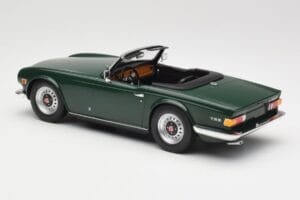 Triumph TR6 PI Tumšzaļš Minichamps 1:18 155132030 Metāls — attēls 5 no 6