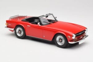 Triumph TR6 PI Sarkans Minichamps 1:18 155132031 Metāls — attēls 4 no 6