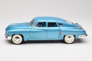 Tucker Torpedo Zils Road Signature 1:18 92268 Metāls — attēls 4 no 8