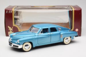 Tucker Torpedo Zils Road Signature 1:18 92268 Metāls — attēls 8 no 8