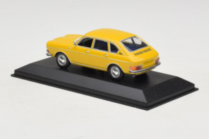 Volkswagen 411 Dzeltens Minichamps 1:43 VW005 Metāls — attēls 3 no 4