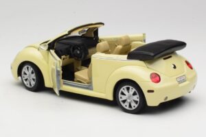 Volkswagen Beetle Kabriolets Dzeltens Gate 1:18 VW24108 Metāls — attēls 5 no 8