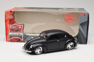 Volkswagen Beetle Type 1 Melns Maisto 1:18 31018 Metāls — attēls 8 no 8