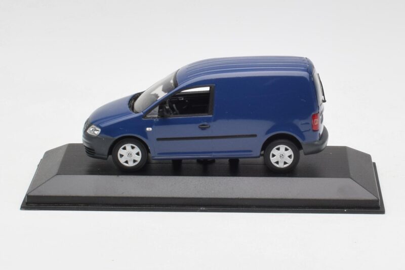 Volkswagen Caddy 2K Zils Minichamps 1:43 CADDY001 Metāls