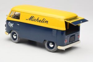 Volkswagen T1 Combi Michelin Melns & Dzeltens Solido 1:18 9406 Metāls — attēls 5 no 8