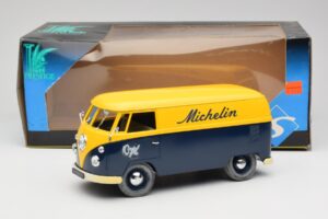 Volkswagen T1 Combi Michelin Melns & Dzeltens Solido 1:18 9406 Metāls — attēls 8 no 8