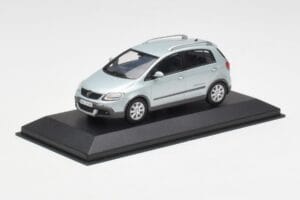 Volkswagen Cross Golf Mk5 Sudrabs Minichamps 1:43 GOLF003 Metāls — attēls 2 no 4
