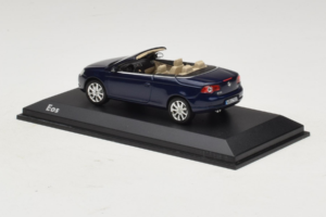 Volkswagen Eos Kabriolets Zils Minichamps 1:43 1F0099300D5Q Metāls — attēls 3 no 5