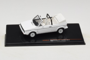 Volkswagen Golf Kabriolets Mk1 Balts IXO 1:43 CLC590N Metāls