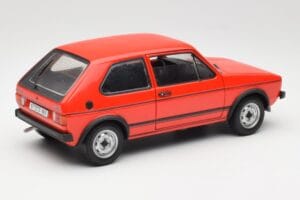 Volkswagen Golf GTI Mk1 Sarkans Solido 1:18 8166 Metāls — attēls 3 no 8