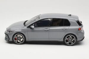 Volkswagen Golf GTI Mk8 Pelēks Otto 1:18 OT1137 Sveķi — attēls 3 no 6