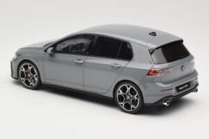 Volkswagen Golf GTI Mk8 Pelēks Otto 1:18 OT1137 Sveķi — attēls 5 no 6