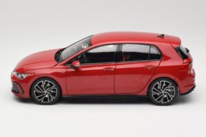 Volkswagen Golf GTI Mk8 Tornado Red Norev 1:18 188595 Metāls — attēls 4 no 8