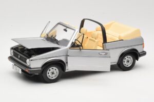 Volkswagen Golf Mk1 Kabriolets Sudrabs Sun Star 1:18 VW004 Metāls — attēls 2 no 8