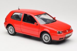 Volkswagen Golf Mk4 GTI Sarkans Revell 1:18 08943 Metāls — attēls 6 no 8